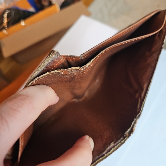 Authentic Mens Louis Vuitton Monogram Bifold - Picture 4 of 5